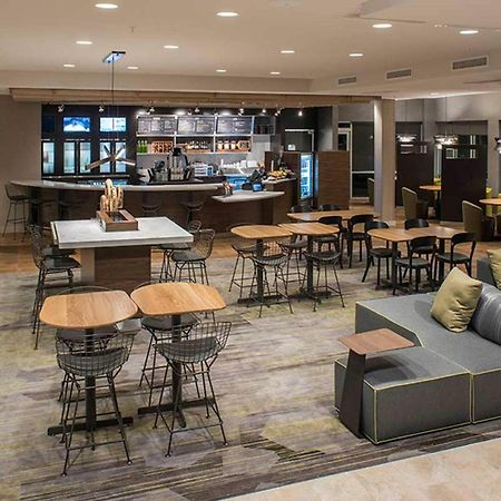 Courtyard By Marriott Albany Clifton Park Hotel Екстериор снимка