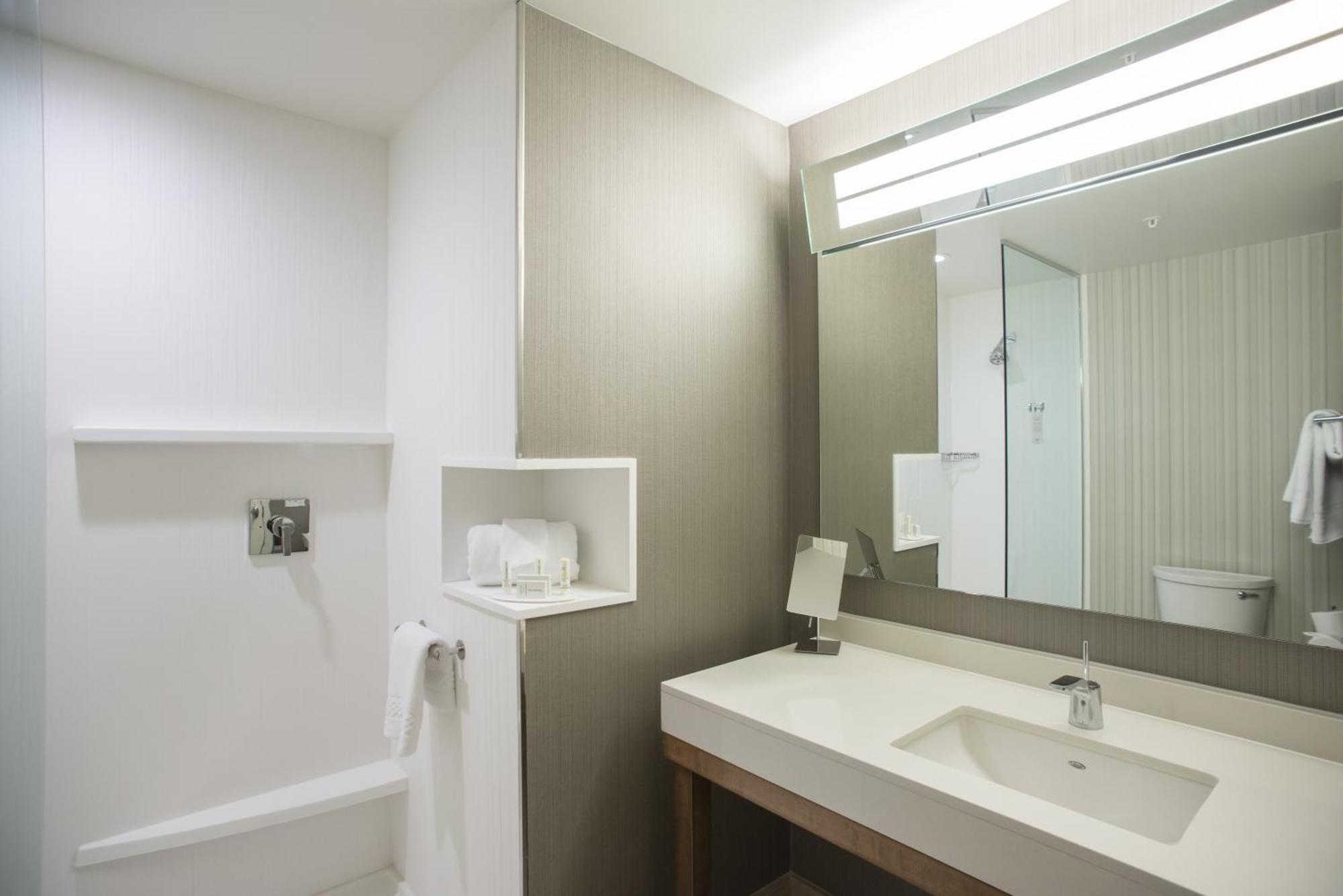 Courtyard By Marriott Albany Clifton Park Hotel Екстериор снимка