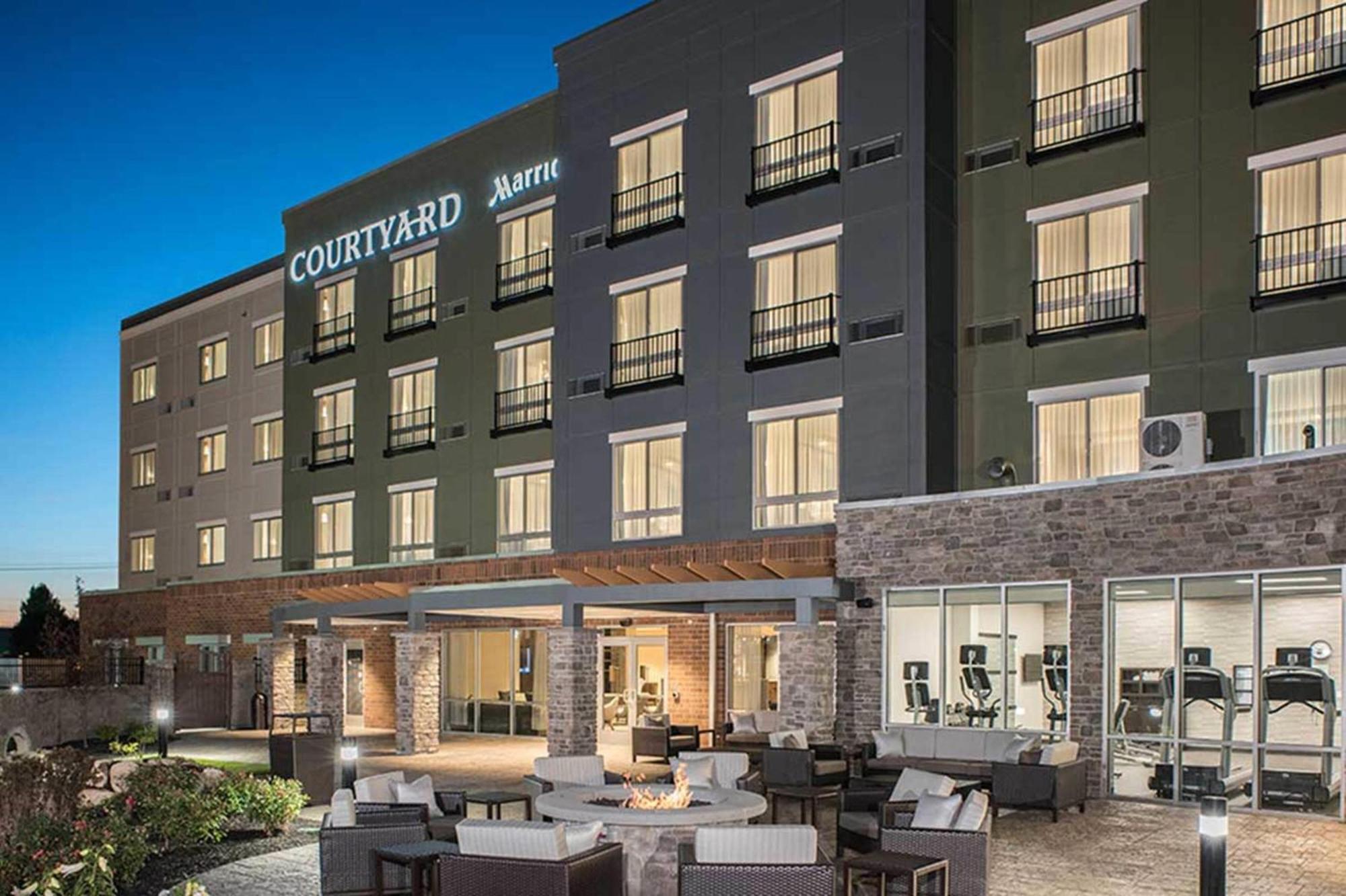 Courtyard By Marriott Albany Clifton Park Hotel Екстериор снимка