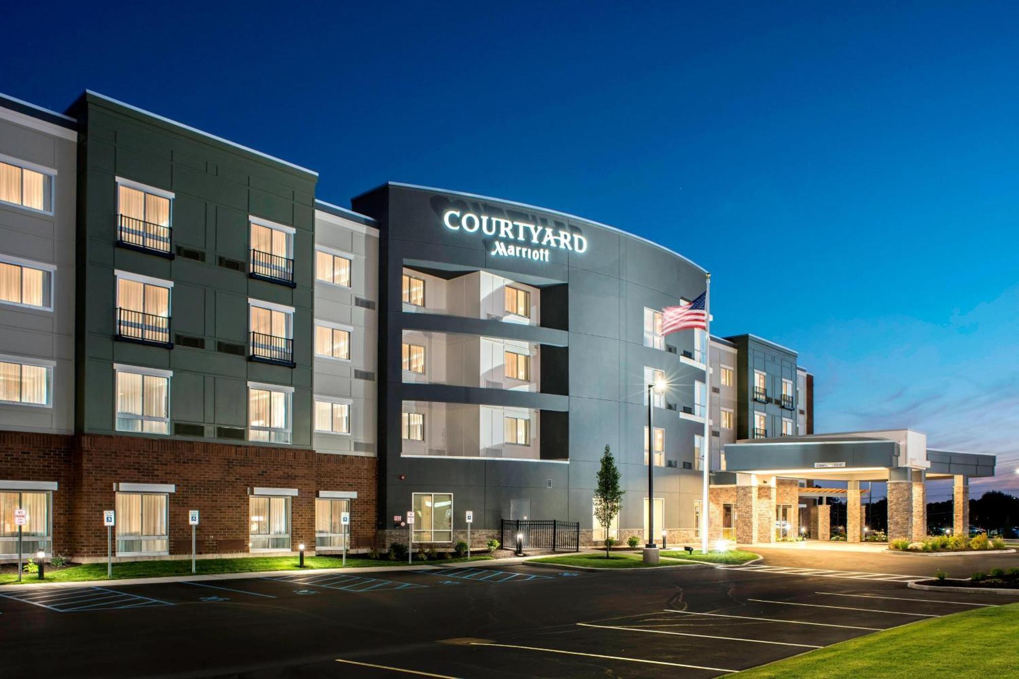 Courtyard By Marriott Albany Clifton Park Hotel Екстериор снимка