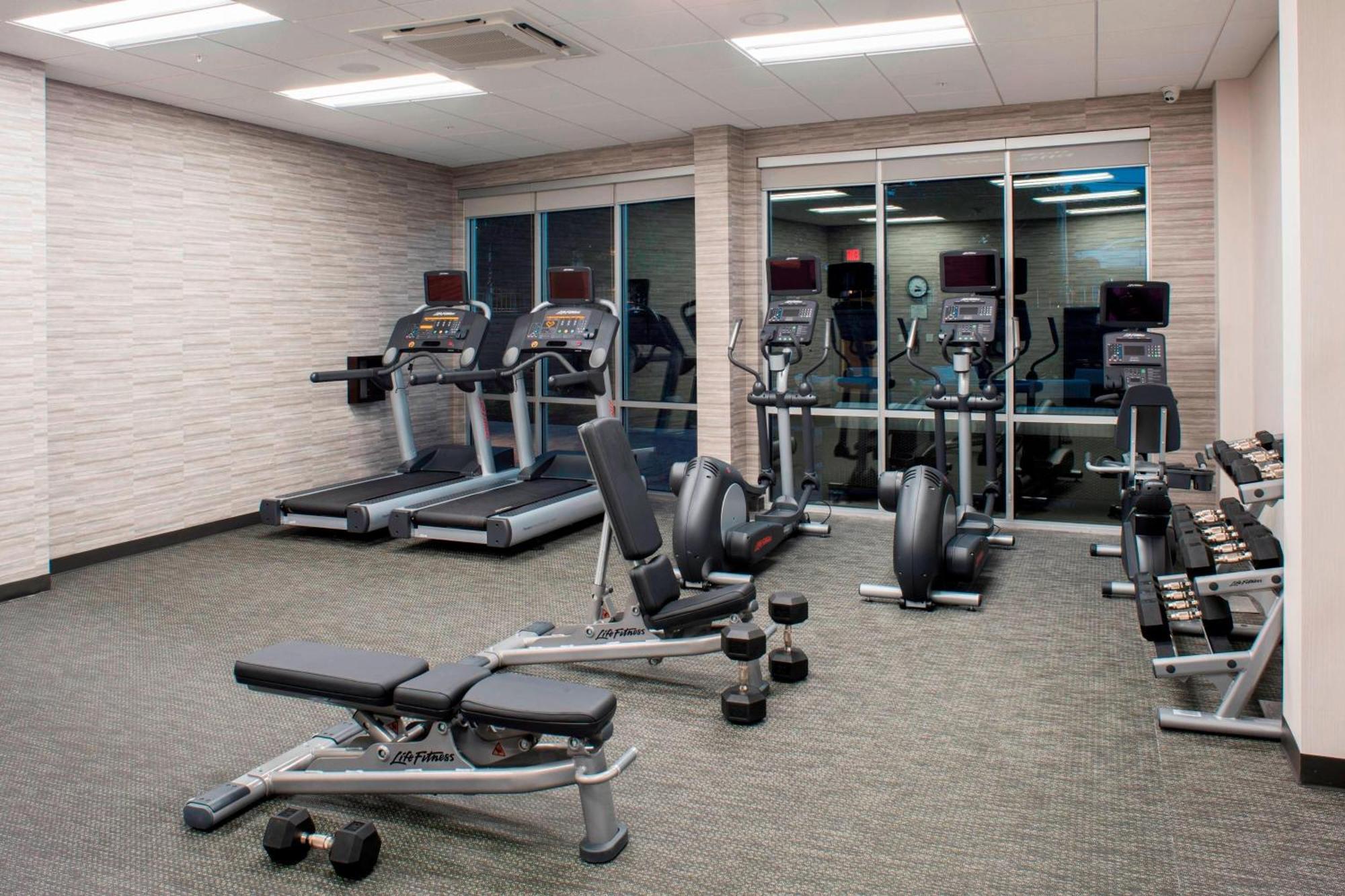 Courtyard By Marriott Albany Clifton Park Hotel Екстериор снимка