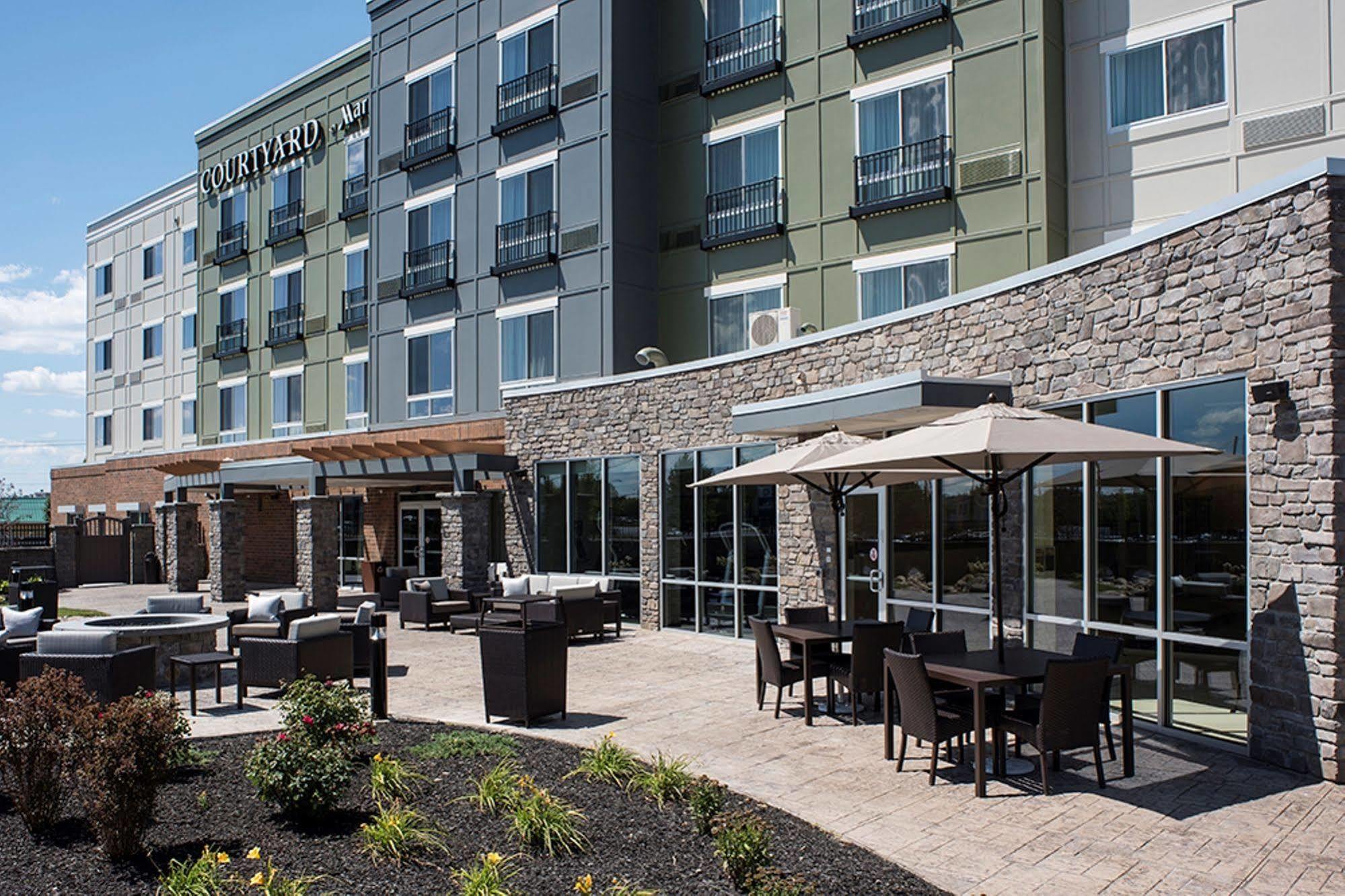 Courtyard By Marriott Albany Clifton Park Hotel Екстериор снимка